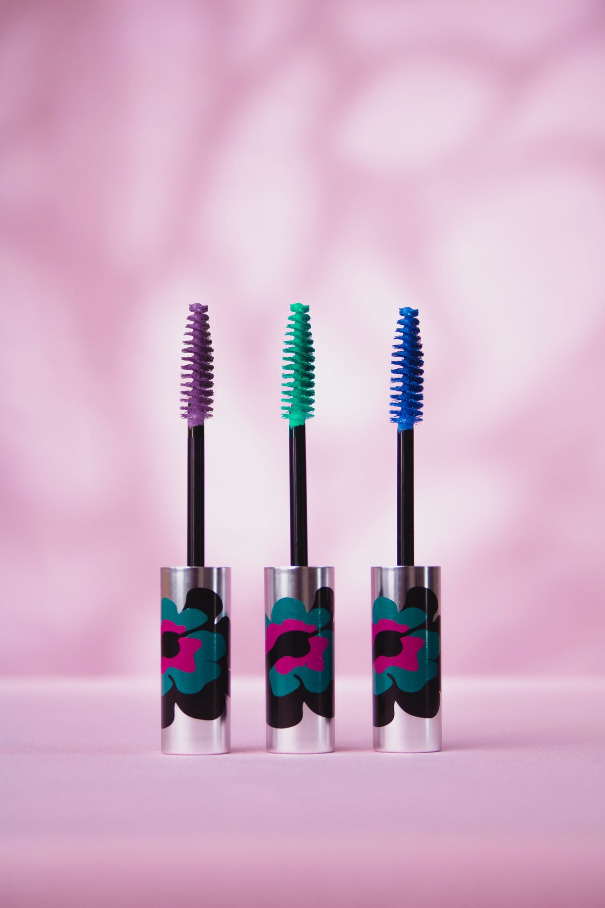 Set of 3 colored Eye Liners enriched with CASTOR OIL