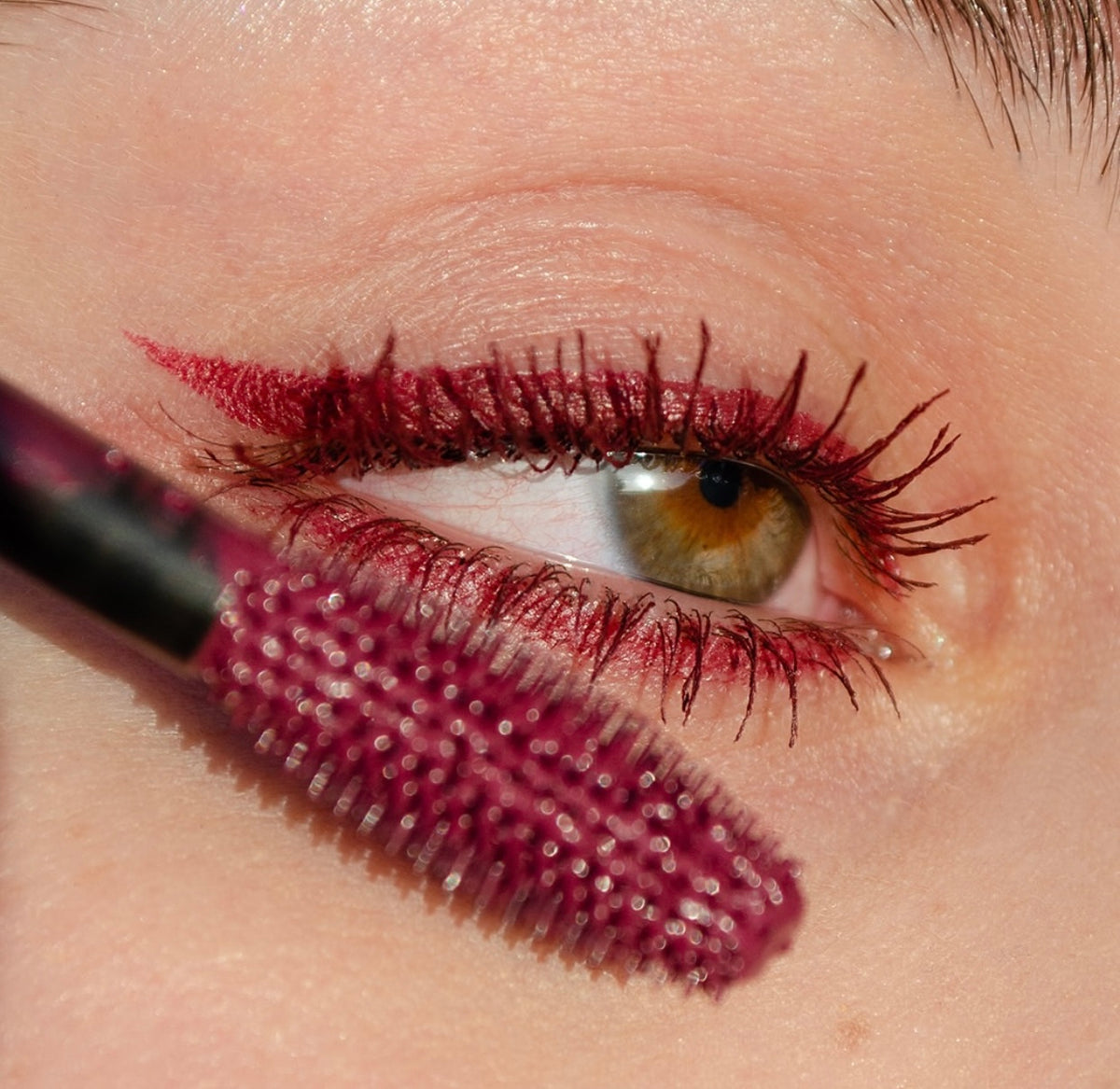 Mascara intensément coloré enrichi à L'HUILE DE RICIN