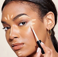 Treating concealer enriched with TEA TREE HYDROLATE