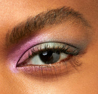 Ultra-pigmented eyeshadow enriched with ORGANIC SESAME OIL
