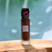 Treatment, Anti-imperfections and Anti-dark spots foundation enriched with CARROT OIL &amp; TEA TREE HYDROLATE
